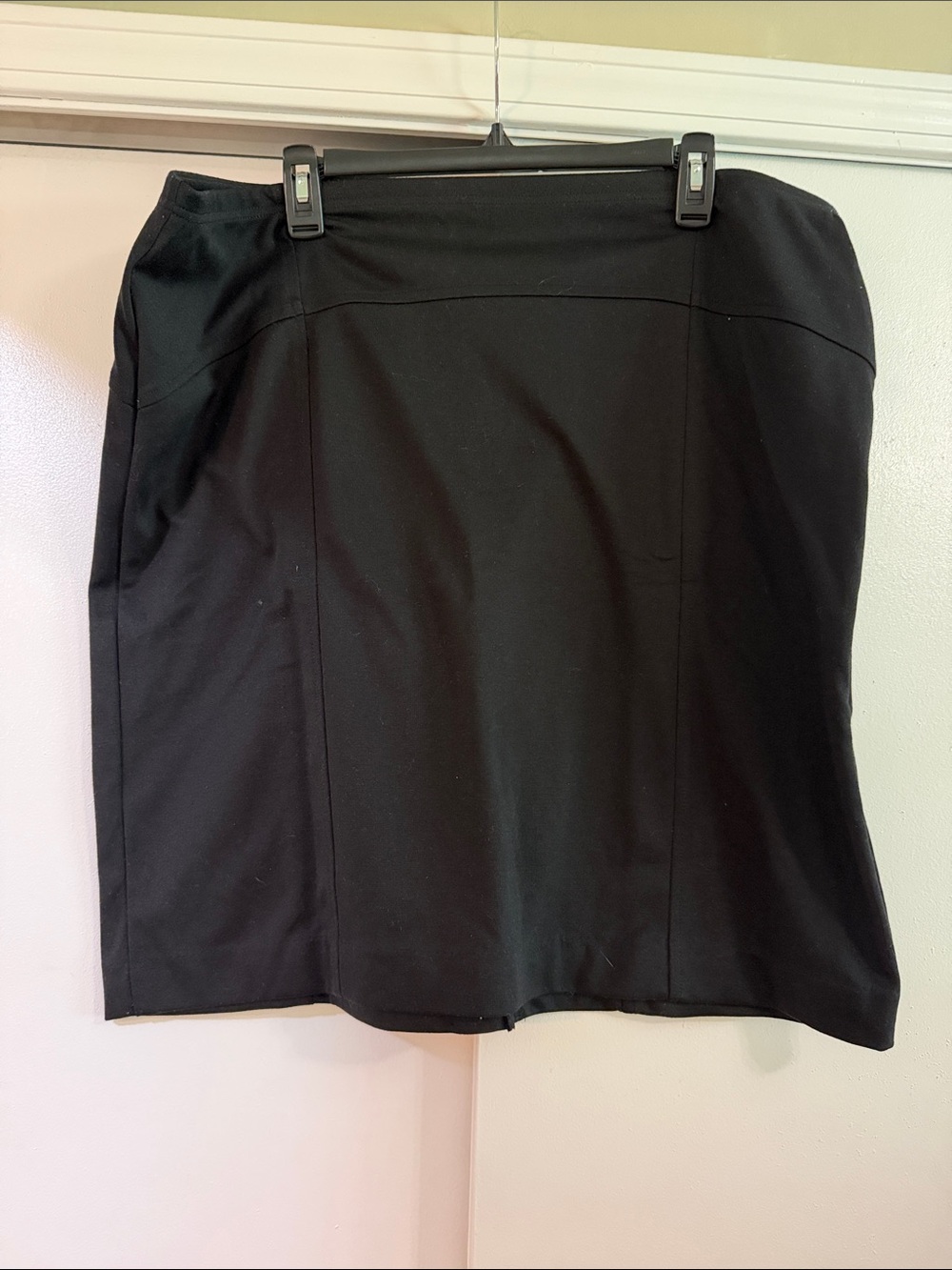 Jaclyn Smith Black Pencil Skirt